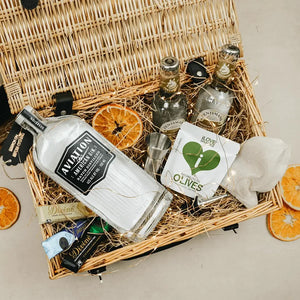 Personalised Aviation Gin Premium Gift Hamper