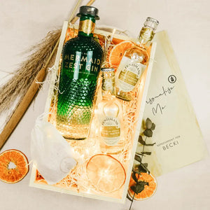 Mermaid Zest gin gift box with tonics. Lid is personalised