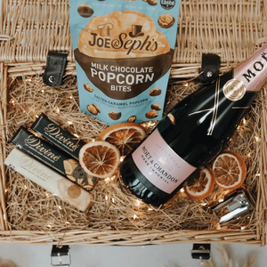 Personalised Moet and Chandon Rose Champagne Premium Gift Hamper