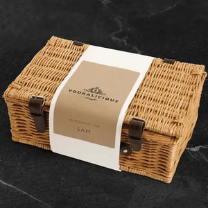 SpiritSmith Wicker Gift Hamper Including A Sleeve Label