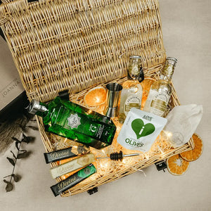 Personalised Clean Co Alcohol Free Gin Premium Gift Hamper