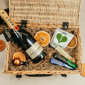 Personalised Moet and Chandon Champagne Premium Gift Hamper
