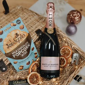 Personalised Moet and Chandon Rose Champagne Premium Gift Hamper